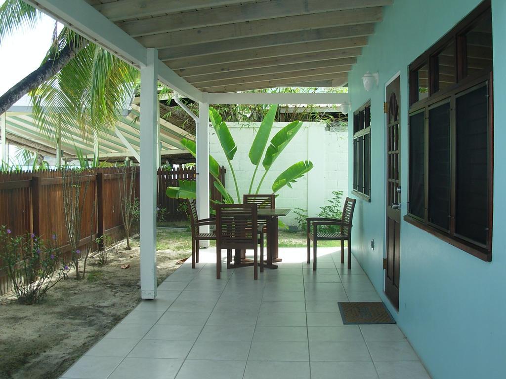 Buccaneer Beach Club Dickenson Bay Extérieur photo