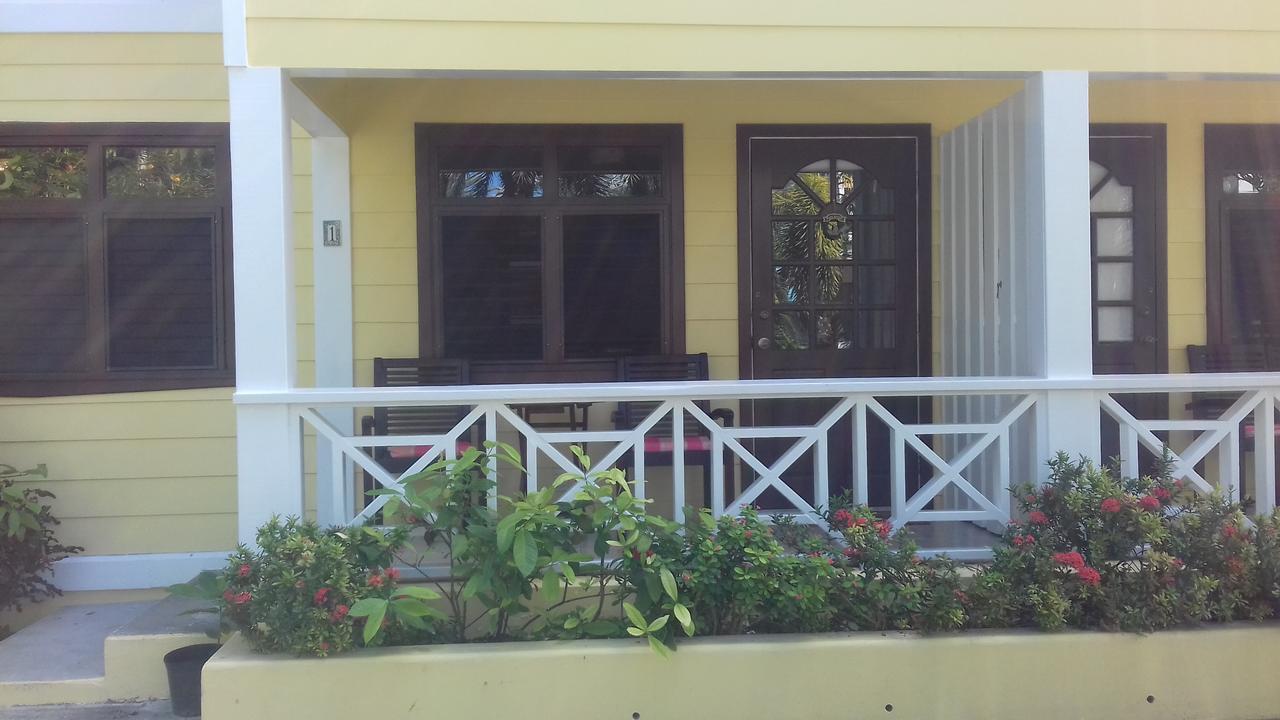 Buccaneer Beach Club Dickenson Bay Extérieur photo