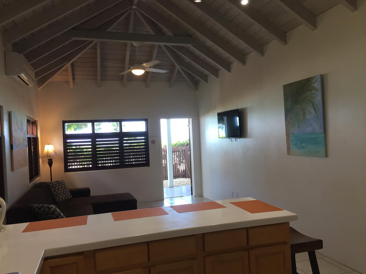 Buccaneer Beach Club Dickenson Bay Extérieur photo